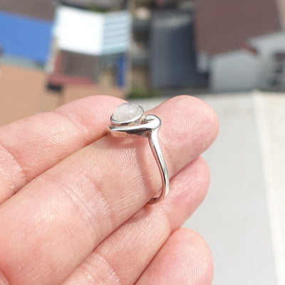 Moonstone Silver Ring, Moonstone Ring, Sterling Silver Ring, oval shaped Moonstone, handmade silver ring - Size 9.5-3