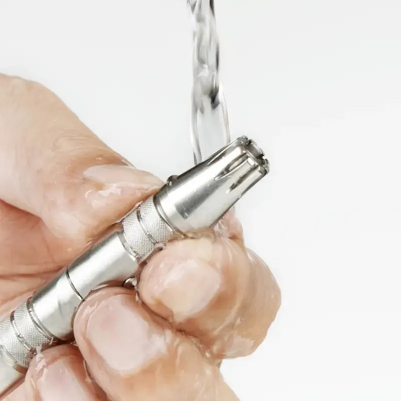 Smooth And Clean Stainless Steel Manual Nose Hair Trimmer for Men Silver-2