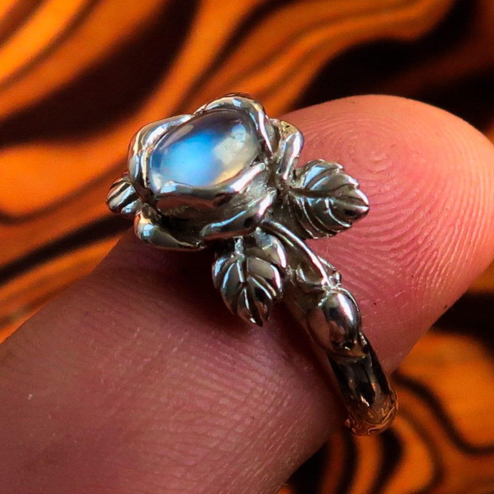 Moonstone Ring, Moonstone Silver Ring, Sterling Silver Ring, Solitaire Ring, Rose Flower Ring, oval shaped Moonstone, unique gift, Size 7.75-3