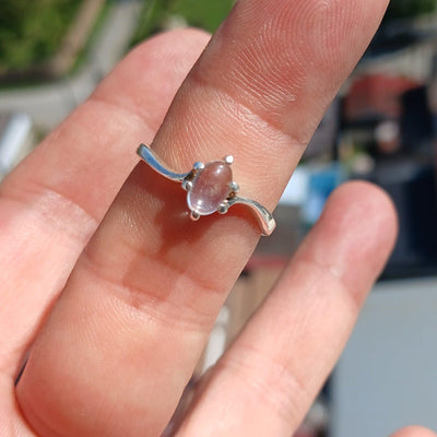Moonstone Ring, Moonstone Silver Ring, oval shaped Moonstone Ring, Sterling Silver Ring, oval shaped Ceylon Moonstone, handmade ring -Size 8-0