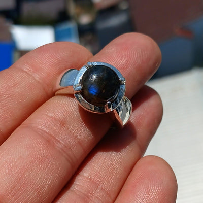 Sterling Silver Labradorite Ring, Solitaire Ring, Men's Silver Ring, Bold Ring, Gift for Him, Sterling Silver Ring, Unique Design, Size 9.5-4